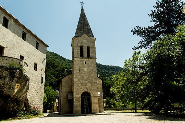 Monastero di Ostrog Pellegrinaggio Montenegro