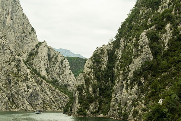 Lago Koman Albania Foto