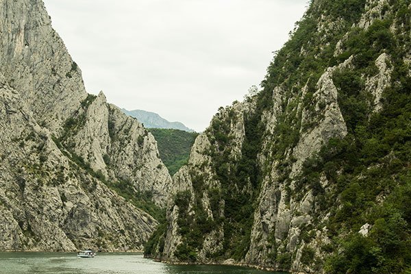 Lac Koman Albanie Photo