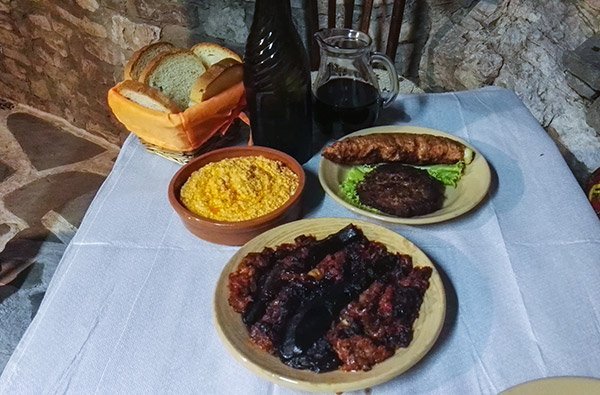 Ristoranti Dove Mangiare Berata Albania Homemade Food Lili