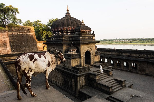 Cosa Vedere Maheshwar India Fiume Sacro Narmada