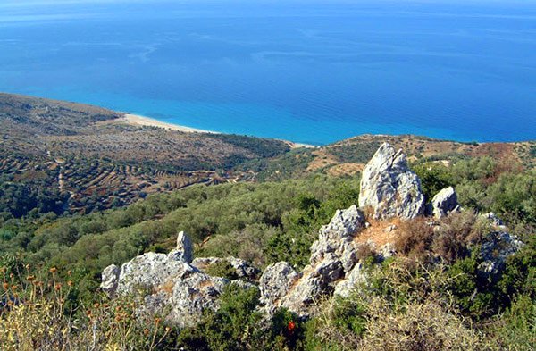 Les plus belles plages de la mer du sud de l'Albanie