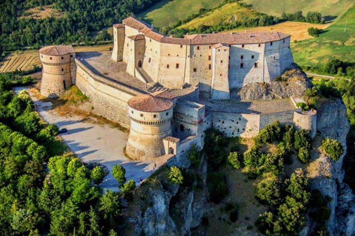 Cosa Vedere Fare Borgo San Leo Romagna Guida